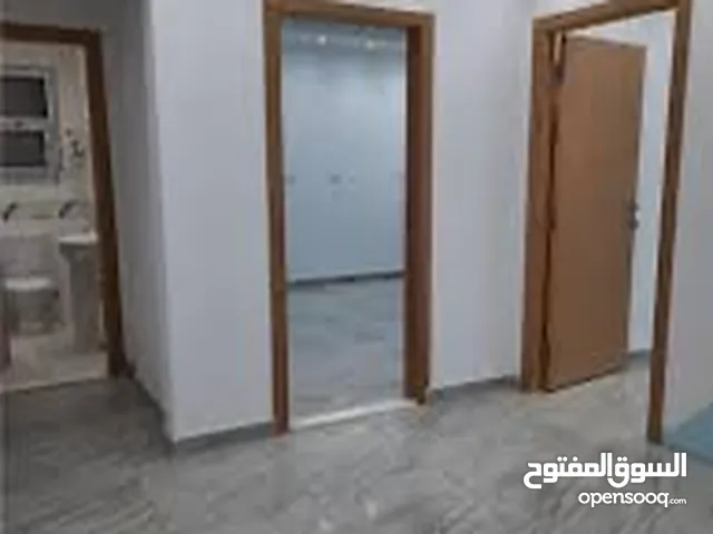 Unfurnished Clinics in Basra Jaza'ir