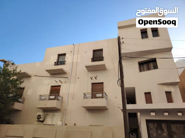 فرصة استثنائية للإيجار الإداري والتجاري (للشركات اوعيادات) مبنى خدمي موقع ممتاز