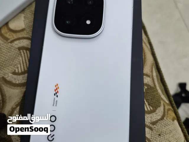 vivo iQOO 15