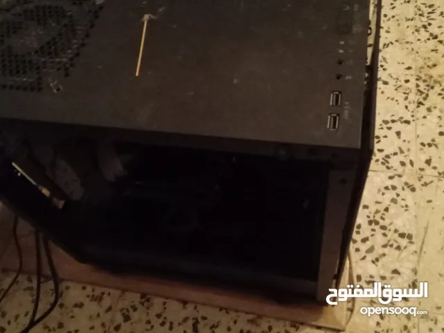 كمبيوتر ألعاب قابل للتطوير..
