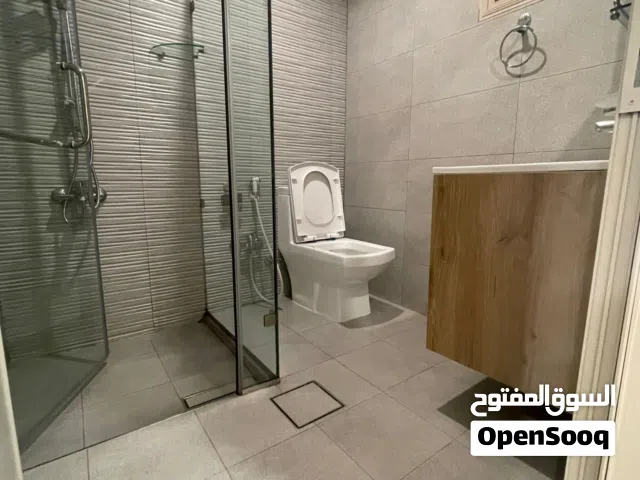 380 m2 3 Bedrooms Apartments for Rent in Al Ahmadi Fintas