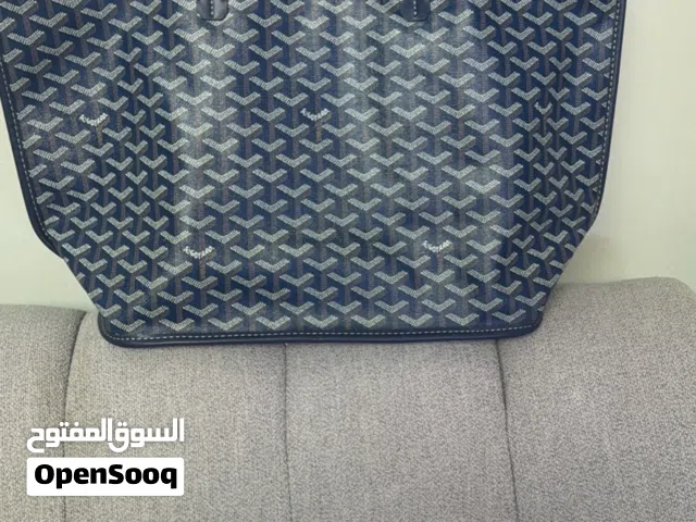 Goyard bag laptops size