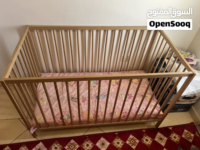 سرير أطفال بيبى ماركة ايكيا SNIGLAR IKEA Baby crib coat bed