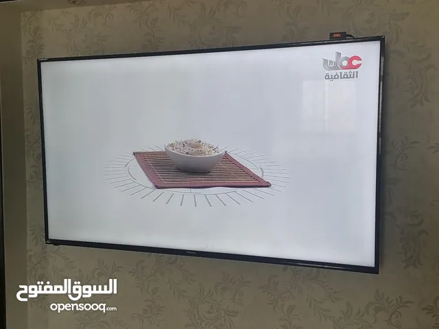 Hisense Smart 55 Inch TV in Al Dakhiliya