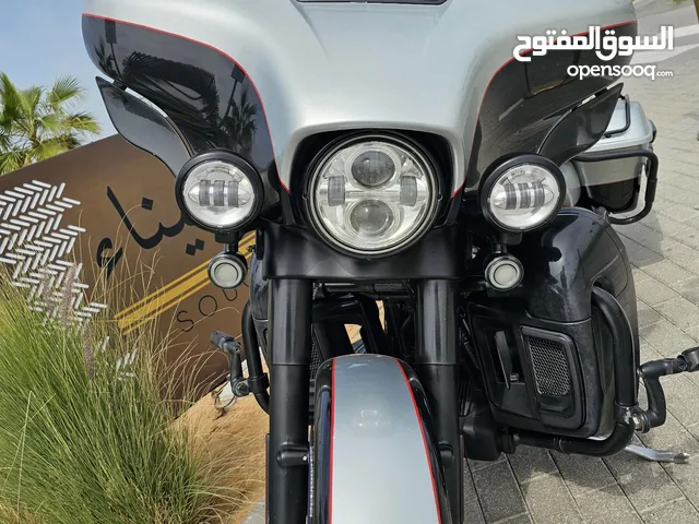 Harley Davidson Ultra Limited 2015 in Abu Dhabi