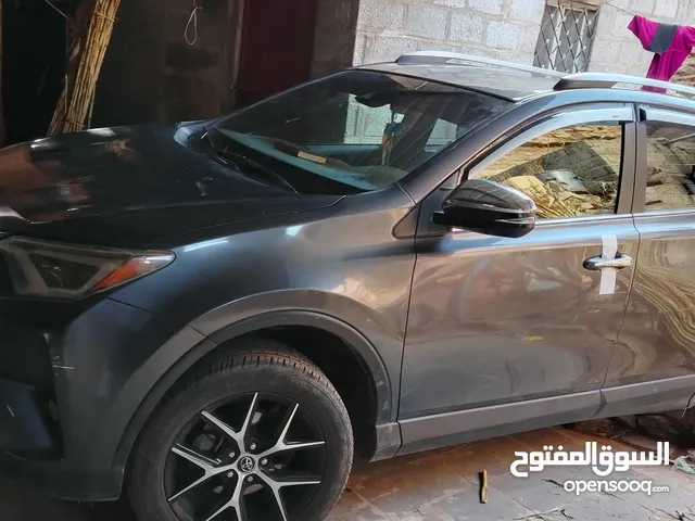 Used Toyota RAV 4 in Sana'a