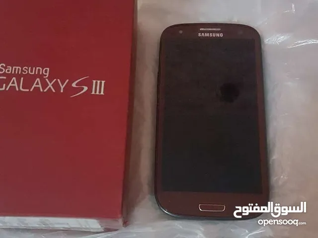 Samsung Galaxy A3 16 GB in Basra