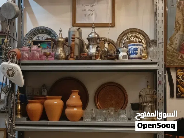 يوجد نحاس تحف وانتيكات قديمه