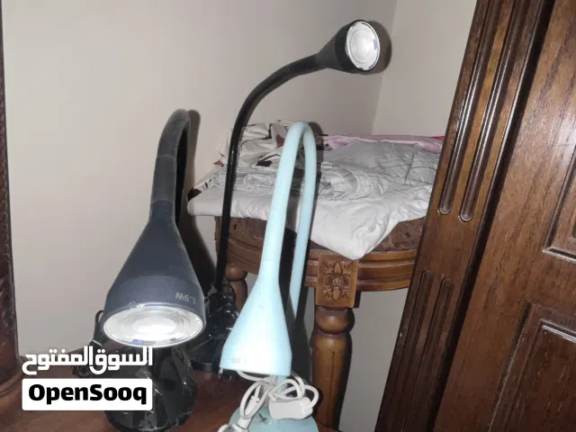 ضوء مكتب جميل من ايكيا و سهل التوجيه