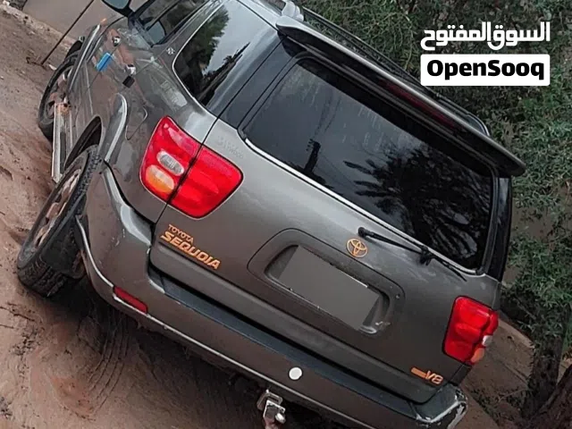 2004 تويوتا سيكويا Limited