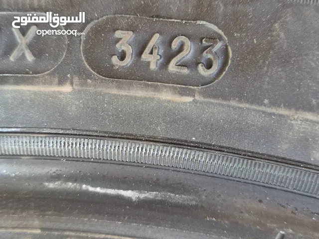 كوشوك مشلن للبيع 215/65/17