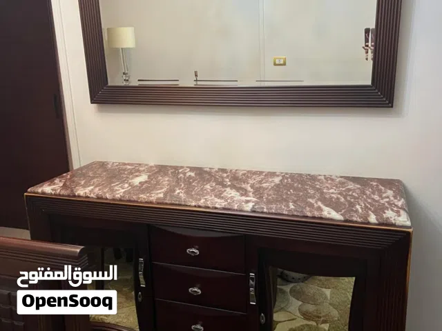 طقم قطعه واحده بوفيه و مرايا مستطيله مسحه متر و 60 سم