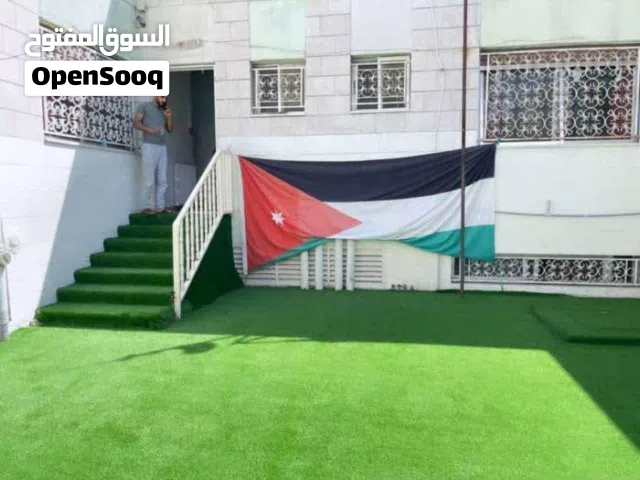 عشب صناعي الملاعب والحضانات والقصور واالمدارس و ارضيات باركيه جلد بأقل الاسعار بالمملكه