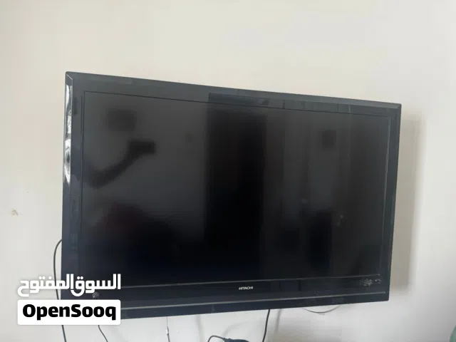 - تلفزيون Hitachi -(42 انش) - 40 ريال عماني تلفزيون panasonic -(50 انش) 50 ريال عماني
