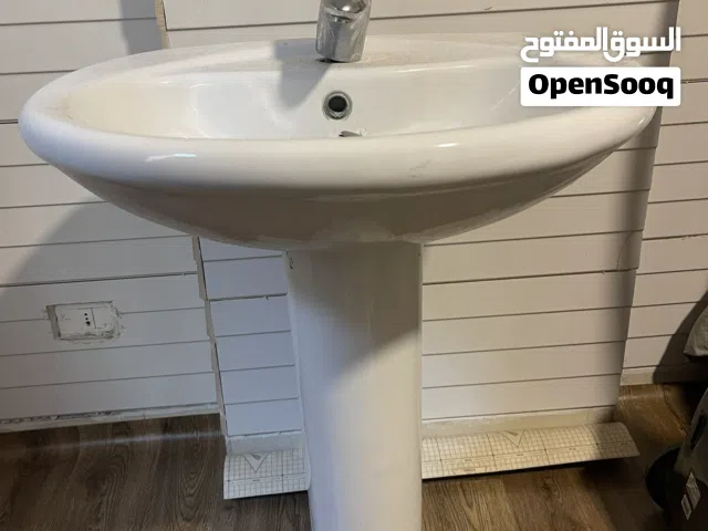 مغسلة مع بطارية