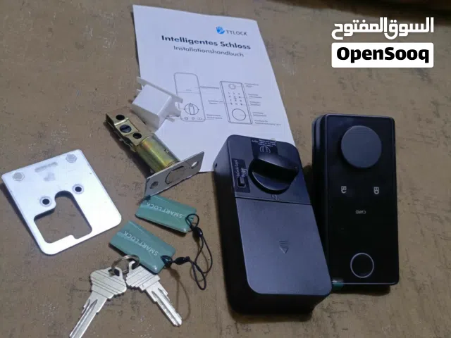 قفل ذكي إلكتروني (Smart Lock) نظام TTLock حديث