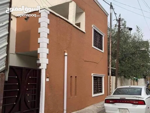 120 m2 More than 6 bedrooms Townhouse for Sale in Baghdad Tobji