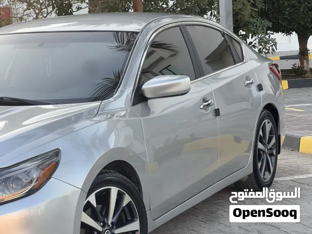 Used Nissan Altima in Al Batinah