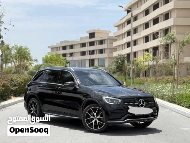 مرسيدس GLC300 حاله ممتازه 2019