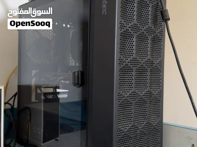 جهاز مكتبي للبيع ، تجميع واستعمال شخصي
