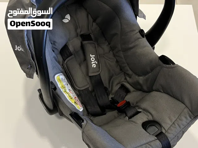 كرسي أطفال و كوت براند Joie