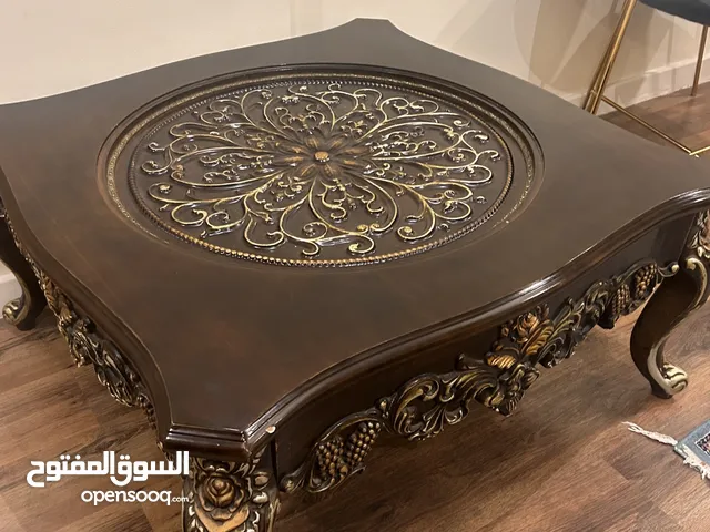 Big Table excellent condition stylish