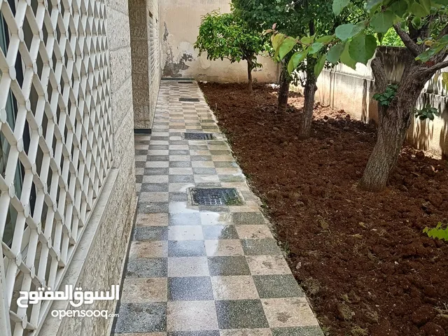110 m2 1 Bedroom Apartments for Rent in Amman Daheit Al Rasheed