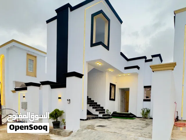 165 m2 3 Bedrooms Townhouse for Sale in Tripoli Khallet Alforjan