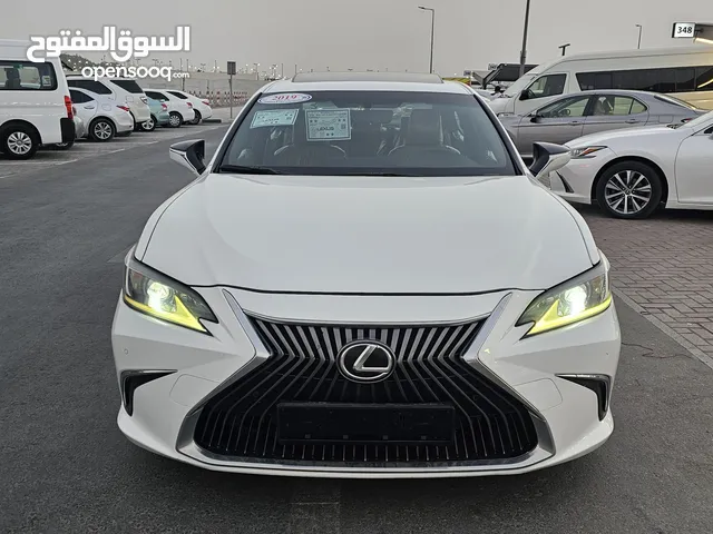 Used Lexus ES in Sharjah
