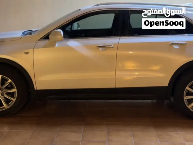 للبيع كاديلاك مديل 2019 XT4 صيانه الوكيل - قمة في النظافة المالك الاول