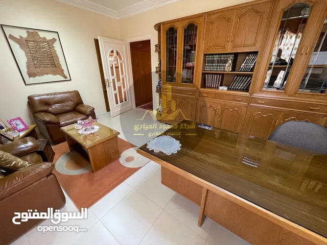 670 m2 More than 6 bedrooms Villa for Sale in Amman Jubaiha