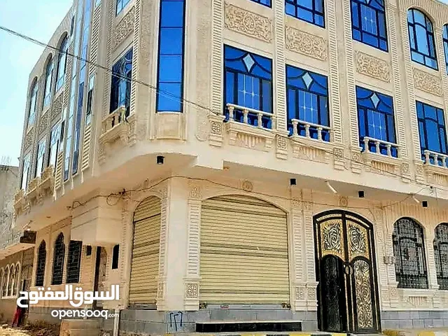 عمارة ركنيه عرطه   شارعين 12و6 ثلاثه دور حجر قريب جدا للزفلت