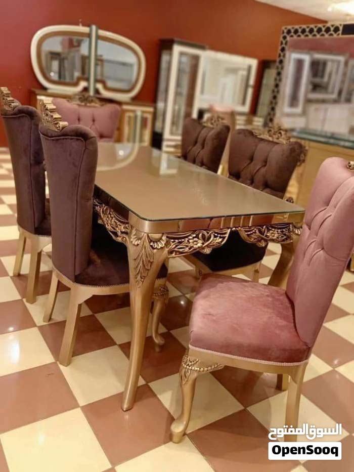 لون الشامبين في السفرة