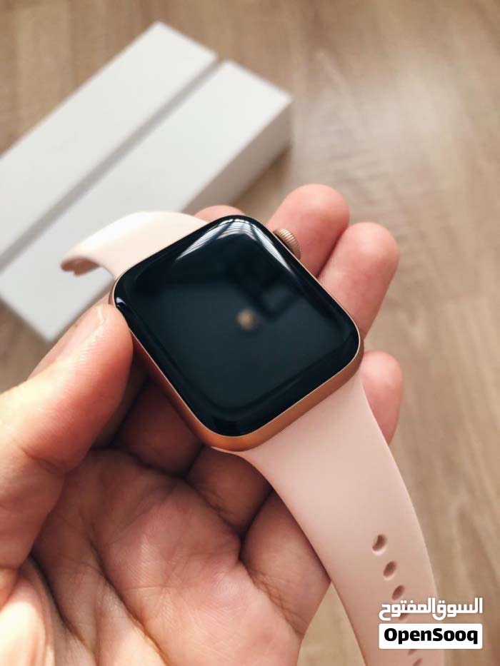 Apple Watch Series 5 GPS + Cellular 