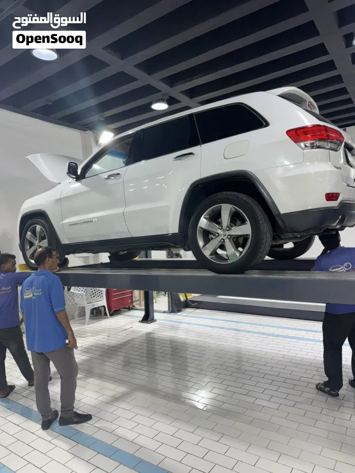 جيب جراند شيروكى Limited 2014