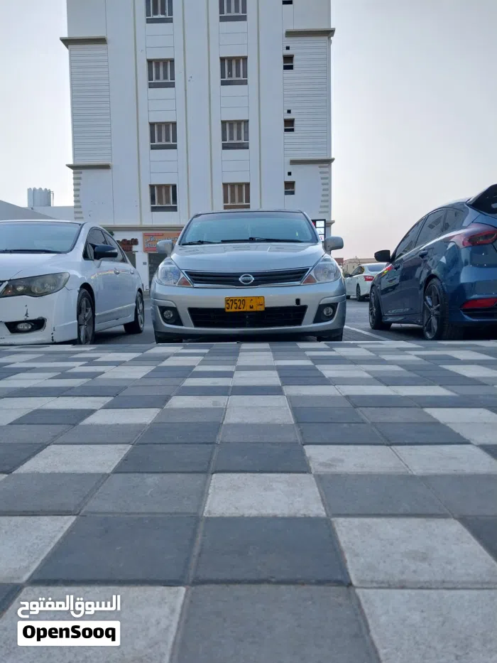 نيسان ‏فيرسا ‏SV ‏2007