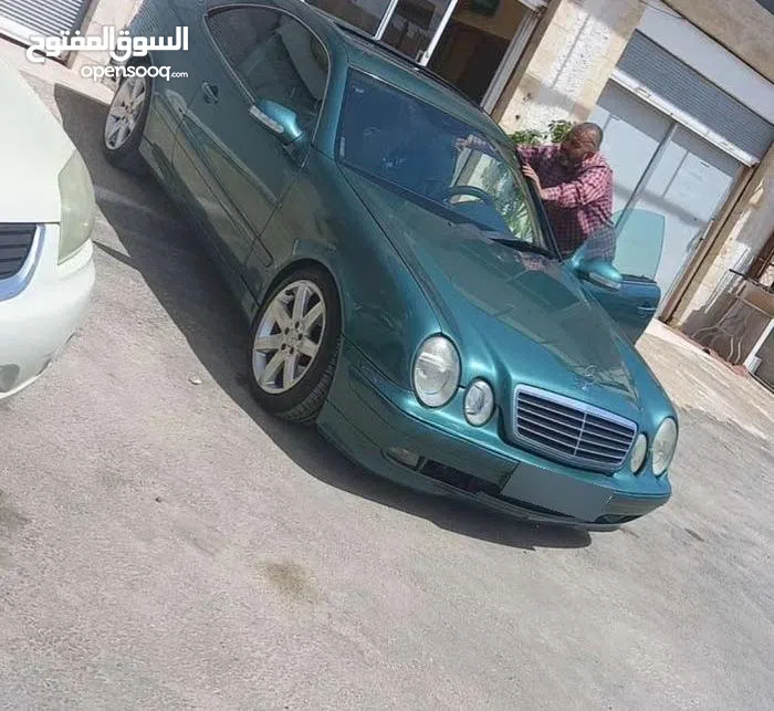مرسيدس بنز ‏الفئة-CLK ‏CLK 200 ‏2000