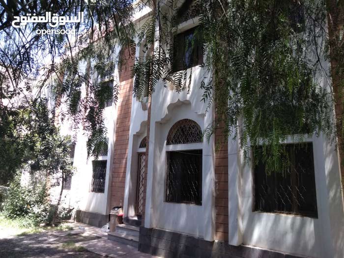 فله في حواري شارع بغداد 15لبنه شبه جديد (115699446) السوق المفتوح