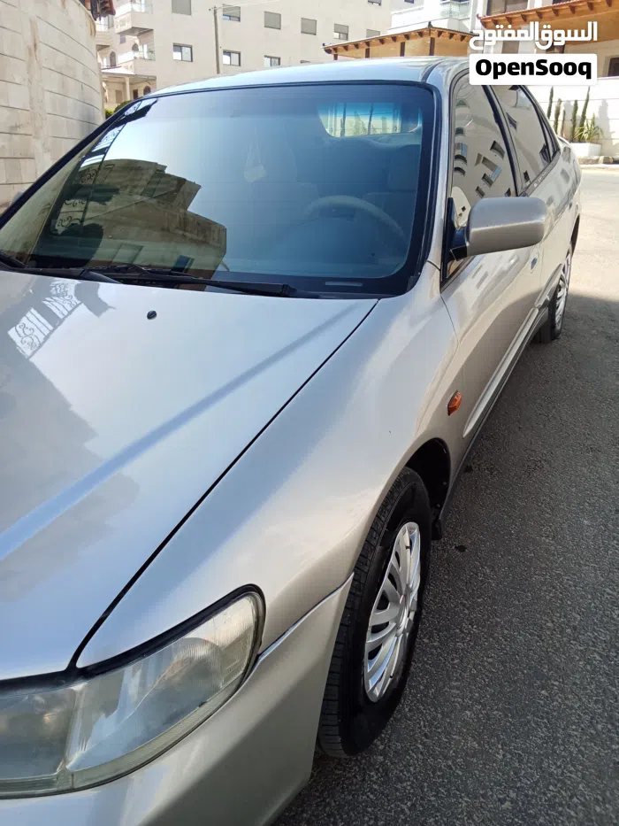هوندا اكورد LX 1999
