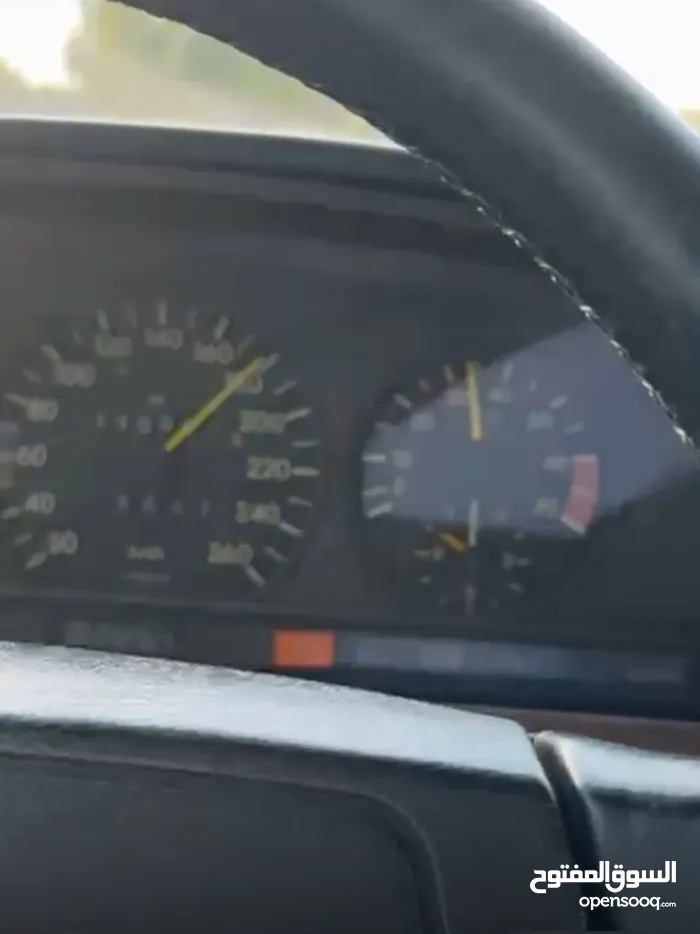 مرسيدس بنز ‏الفئة-SE ‏SEL 560 ‏1987