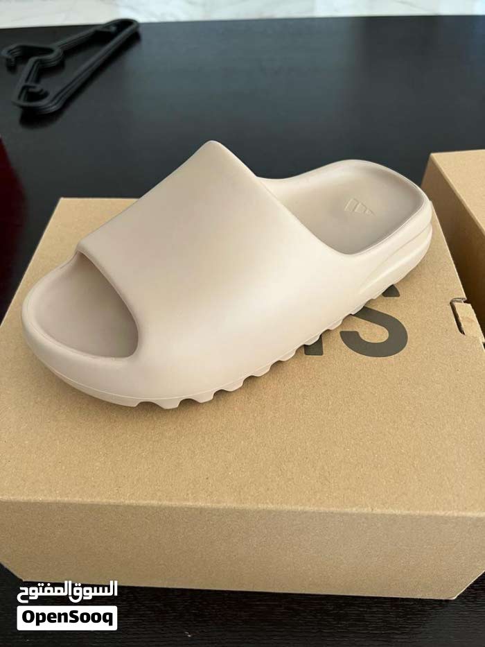 Original Yeezy Slides “Pure 