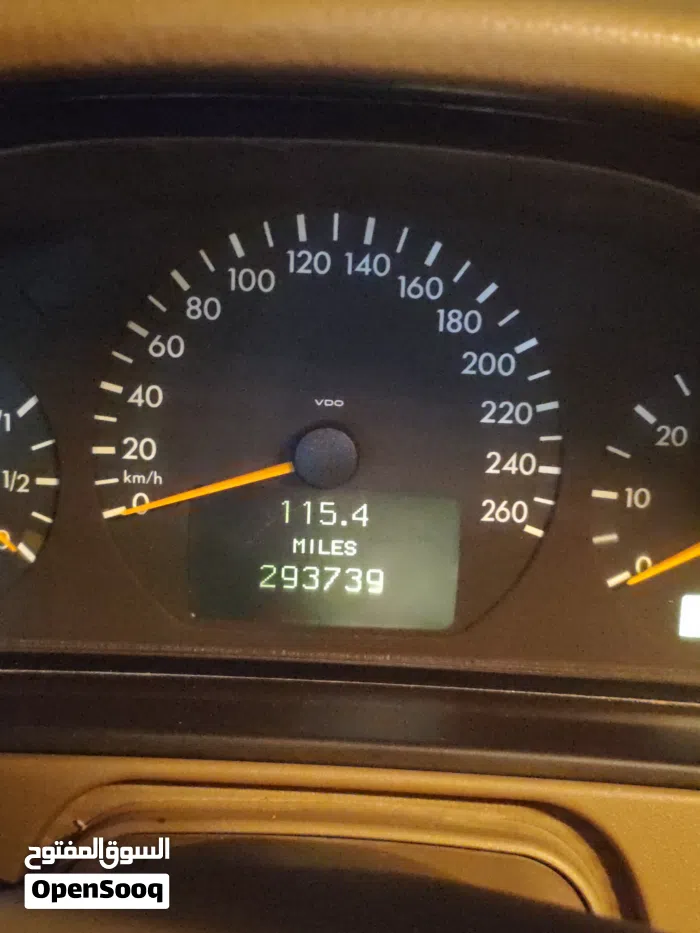 مرسيدس بنز ‏الفئة-E ‏E 320 ‏2002