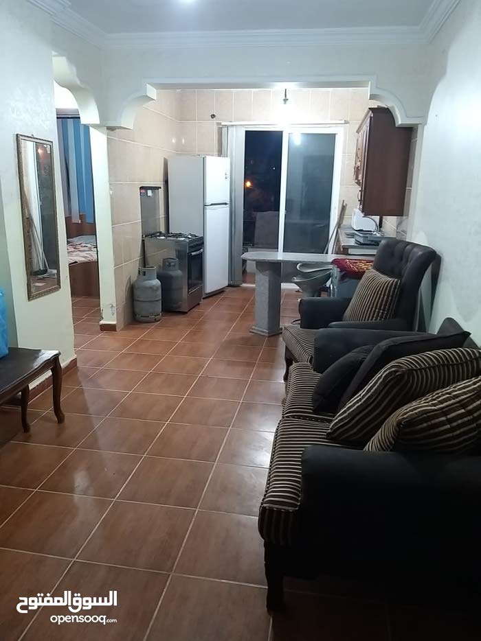 University Street Apartment For Rent With 1 Bedroom Rooms