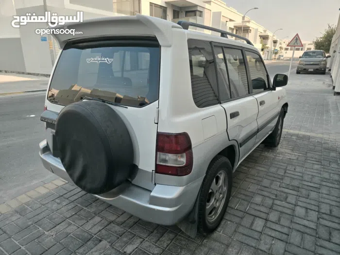 ميتسوبيشي ‏باجيرو ‏GLS ‏2000