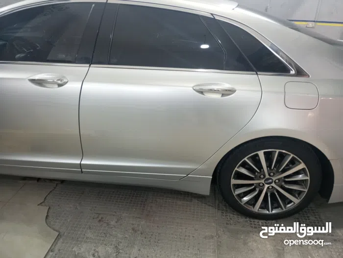 لينكولن ‏MKZ ‏Black Label ‏2017