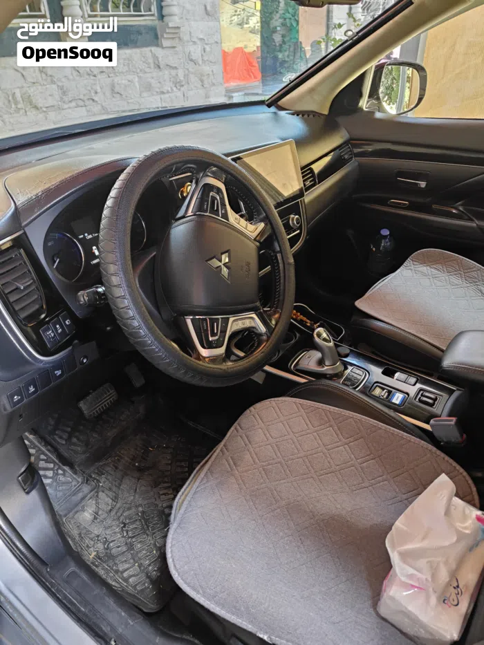 ميتسوبيشي ‏اوتلاندر ‏Standard ‏2020