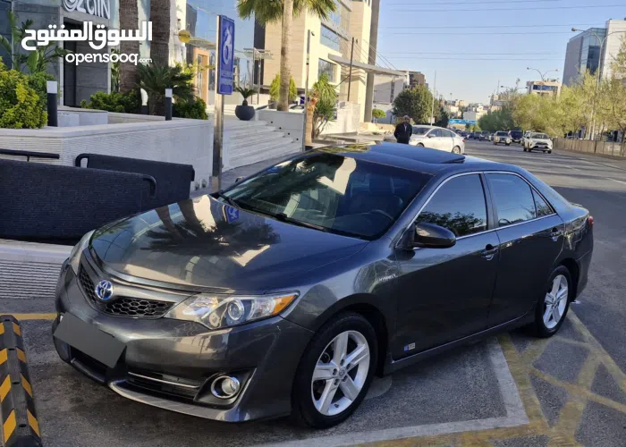 تويوتا كامري SE 2014
