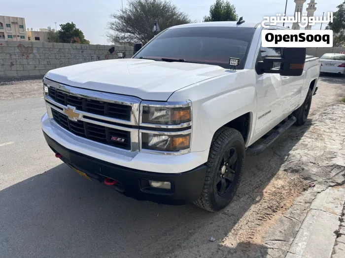 شيفروليه ‏سلفرادو ‏1500 Z71 ‏2015