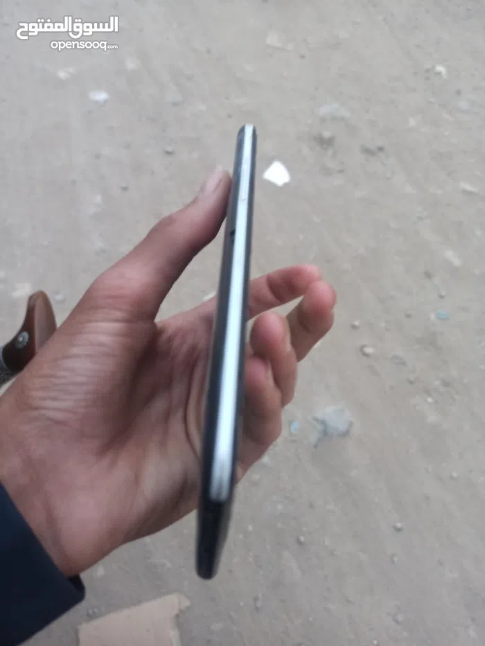 ال جي ‏G4 ‏16 جيجابايت ‏أسود