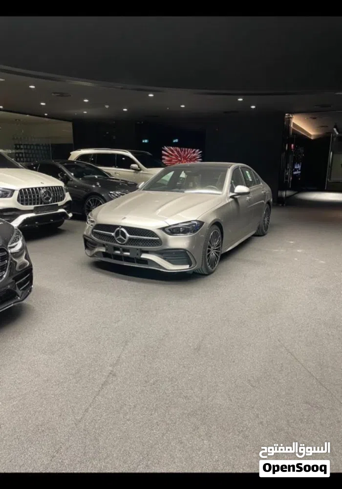 مرسيدس بنز ‏الفئة-E ‏E 200 ‏2022